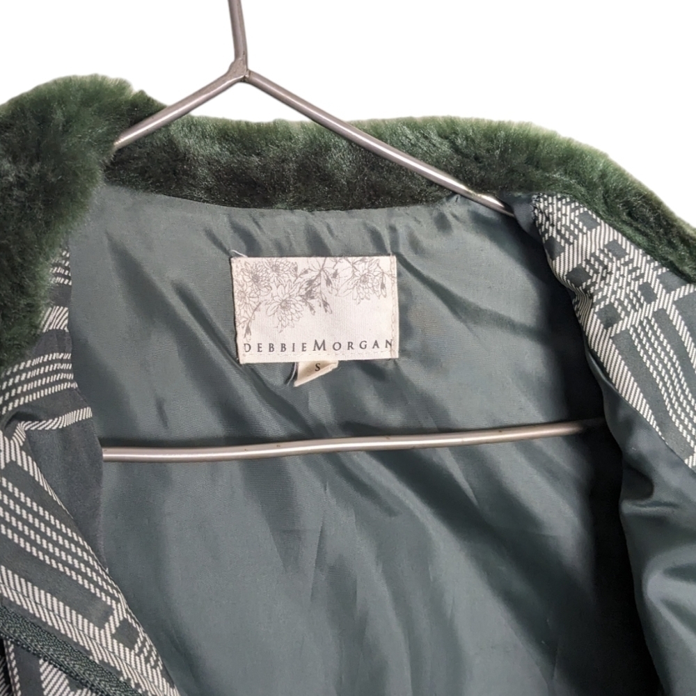 Debbie Morgan Quilted Puffy Puffer Vest Warm Cute Cottage Forest Fall Fun Zipper - Picture 7 of 7